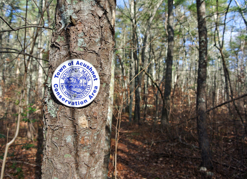 Town of Acushnet Conservation Area sign at Davis Park