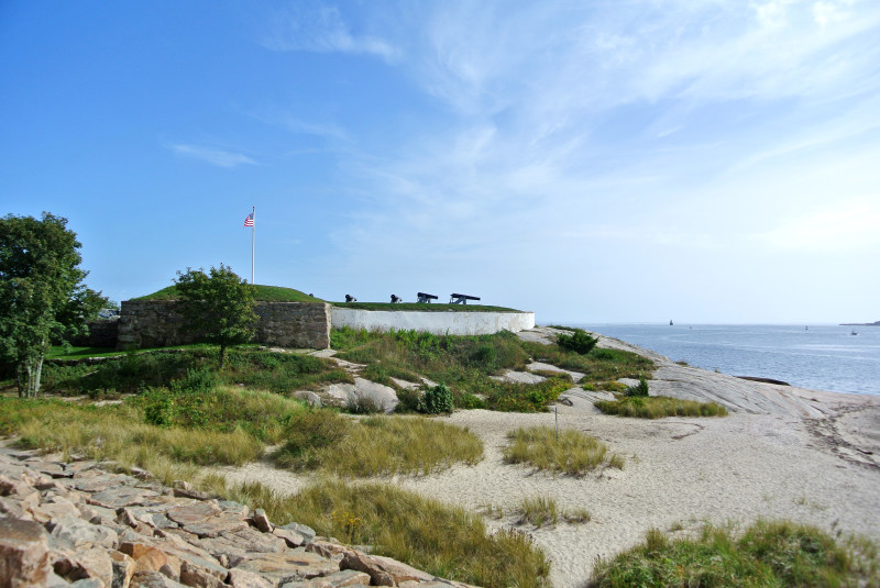 cannons along the water at Fort Phoenix in Fairhaven