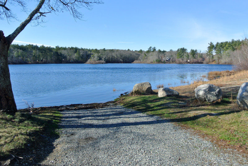 boat launch to New Bedford Reservoir at Lake Street