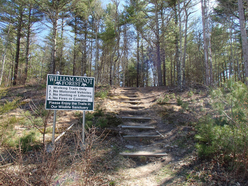 trailhead at Minot Forest Elementary School