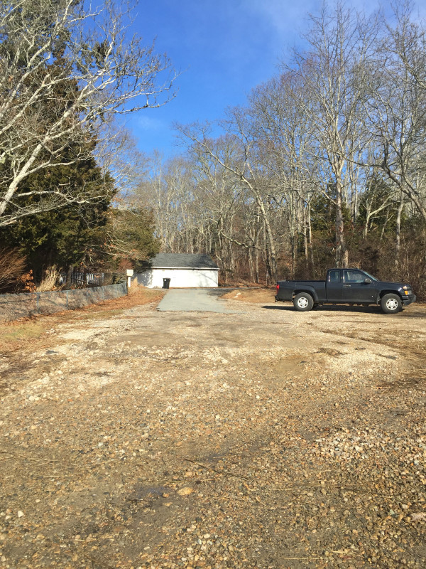 gravel parking area and boat launch at Gaffney Road Landing in Dartmouth