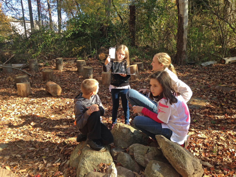 East Fairhaven Elementary School students learning science outdoors