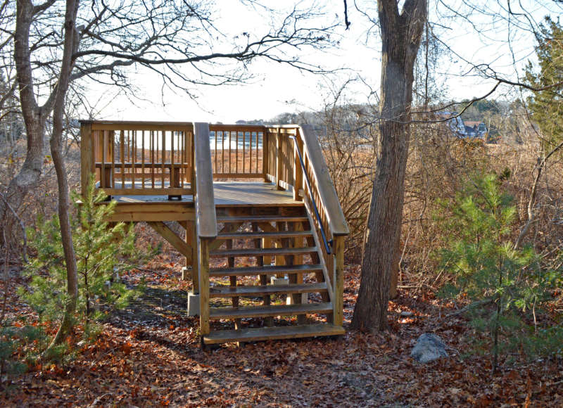 observation platform overlooking Blankenship Cove at Peirson Woods in Marion