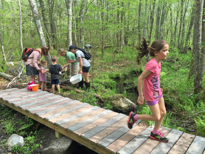 kids and families on the East Fairhaven School Trail