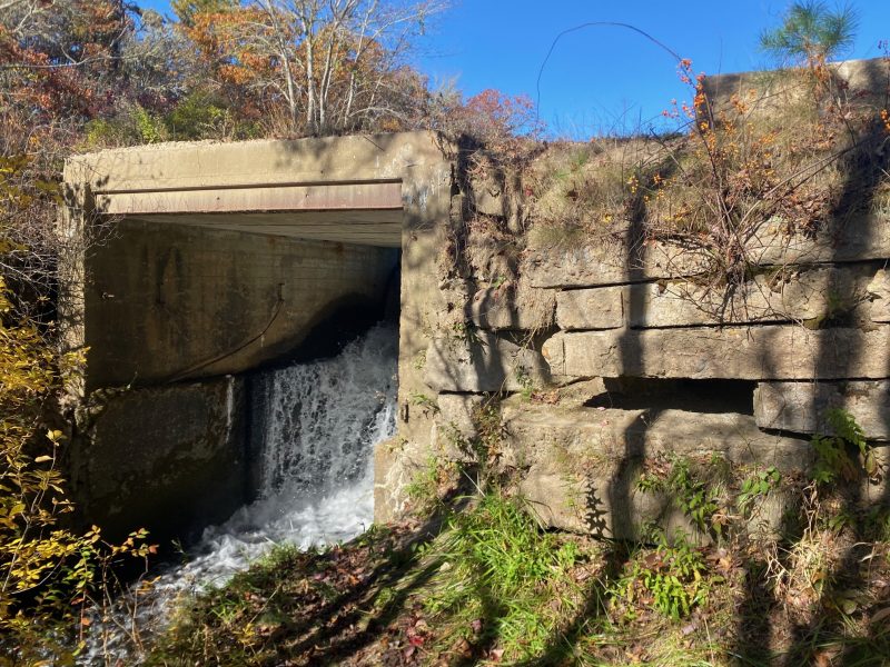Besse Reservoir Dam